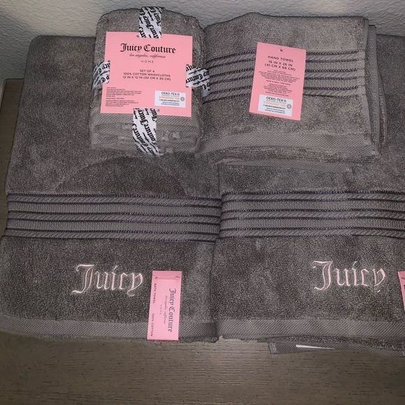 NWT Dark Grey Juicy Couture Embroidered Towel Set - Picture 2 of 5